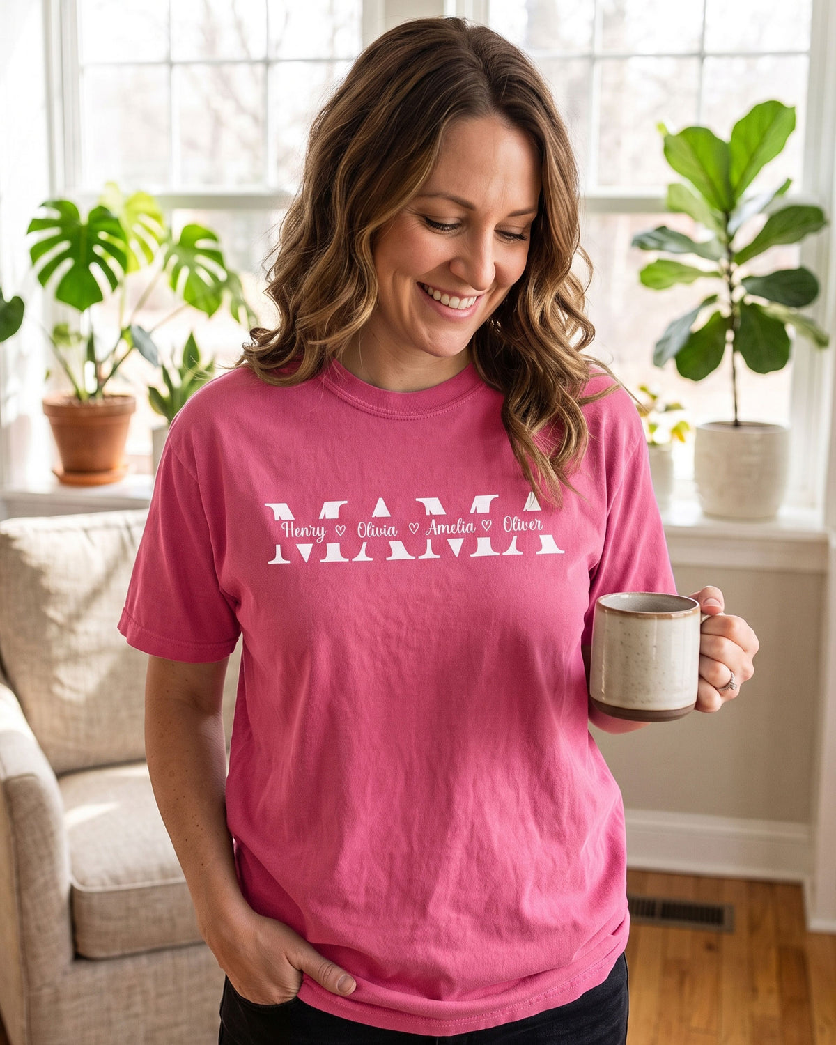 Personalized Mama Unisex Garment-Dyed T-shirt With 100% Ring-Spun Cotton | Children’s Names | Gift for Mom